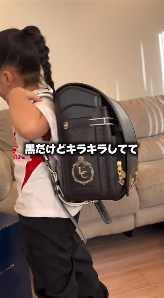 ゴールドでキラキラ！