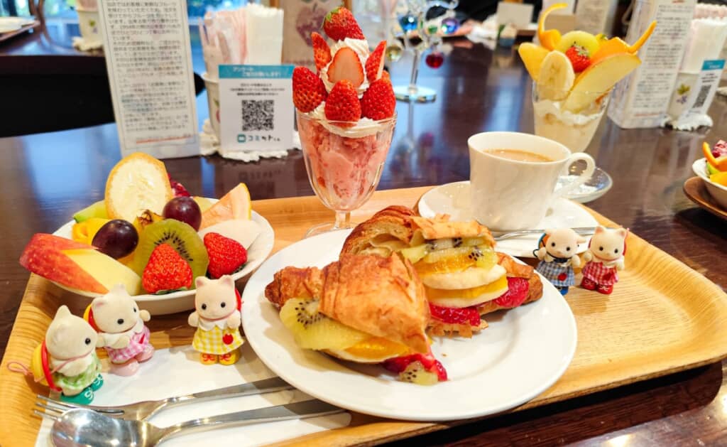 フルーツ畑で生活しているようなシルバニア達