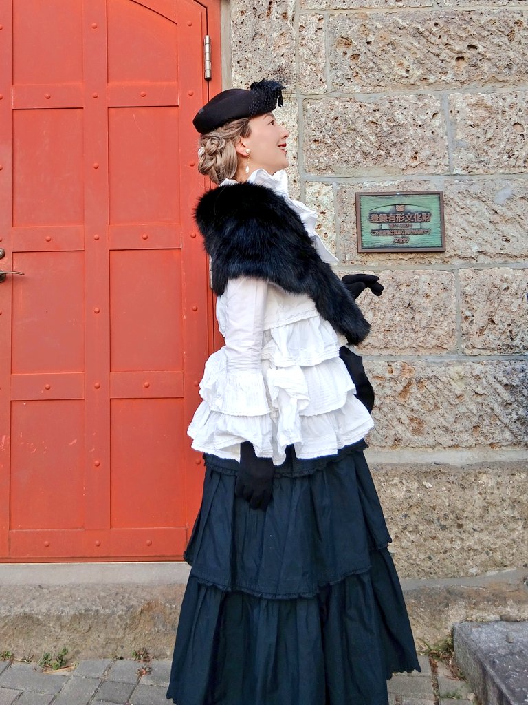 甘すぎない大人かわいいコーディネート