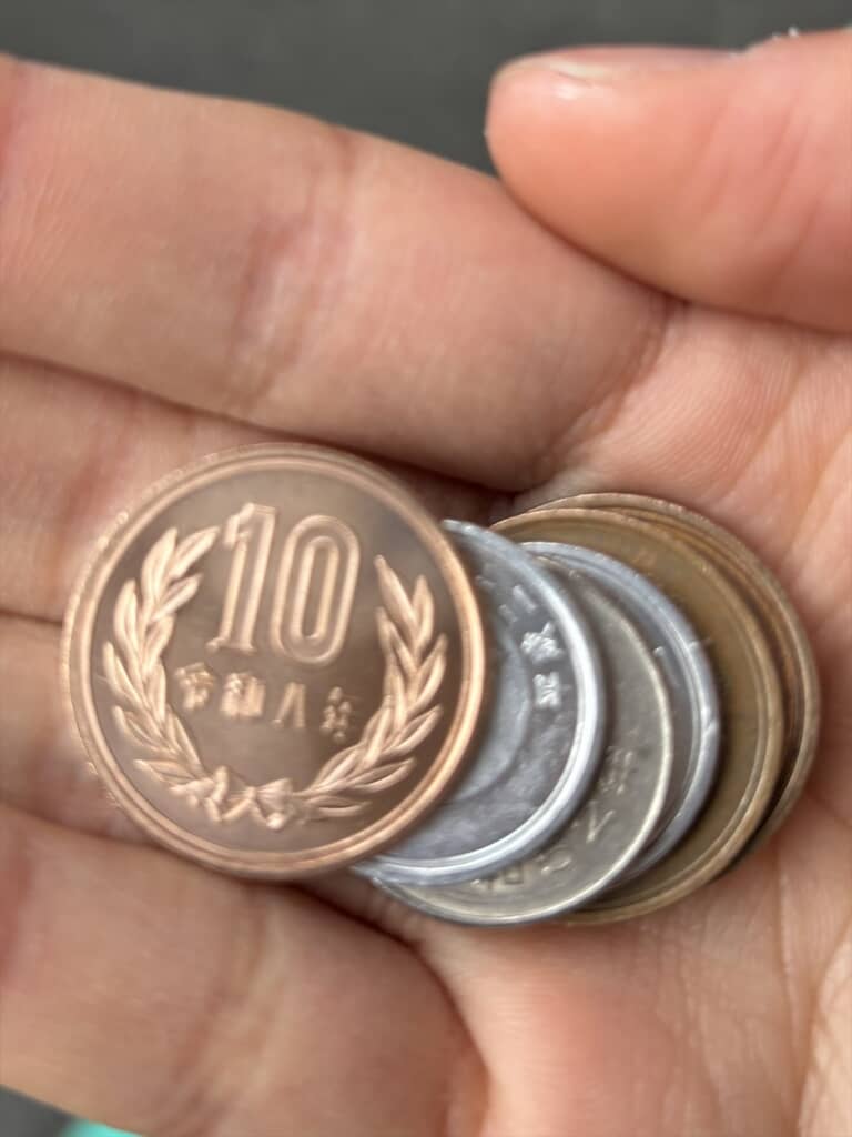 コンビニのお釣りで貰ったまさかの硬貨