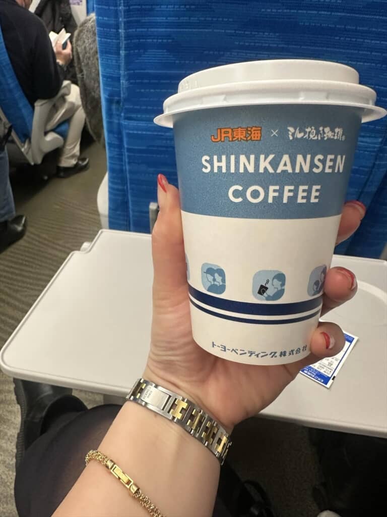 おじさまたちが届けくれたコーヒー