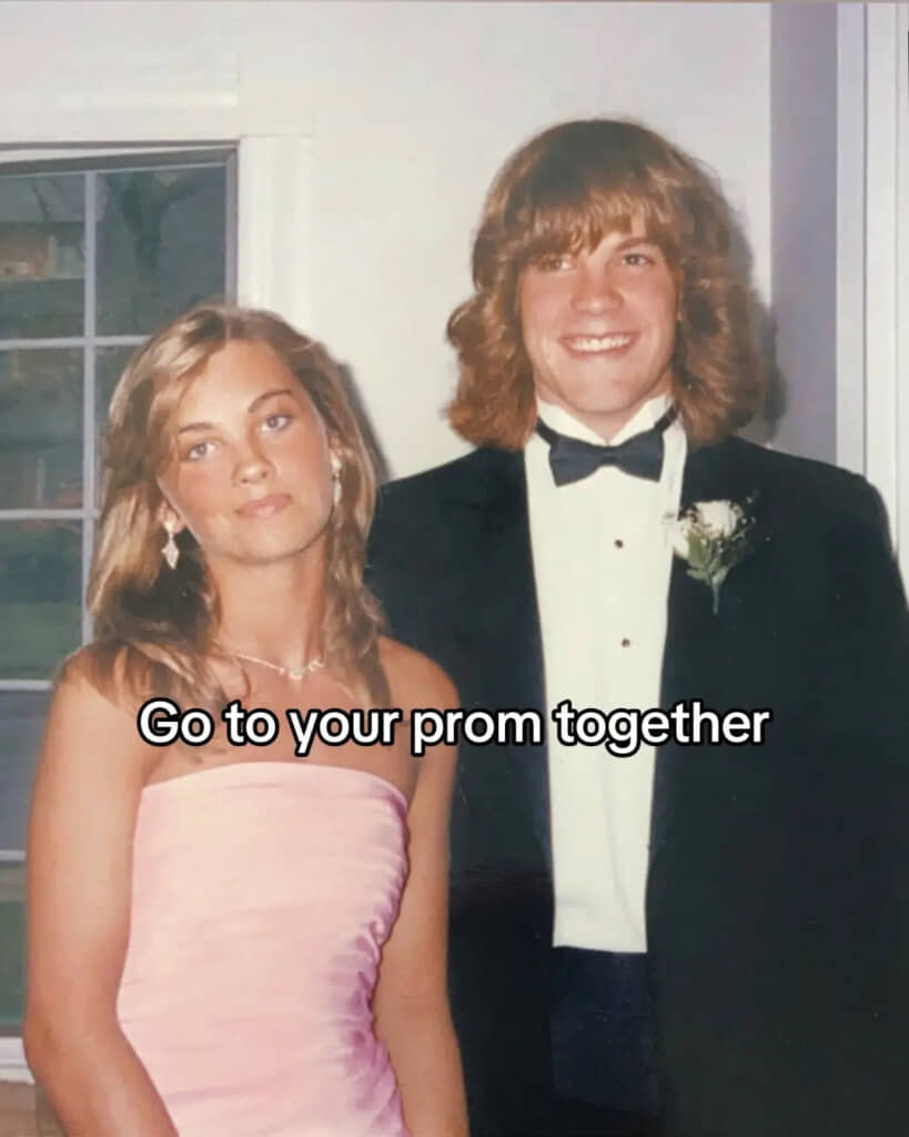 卒業パーティーでの2人