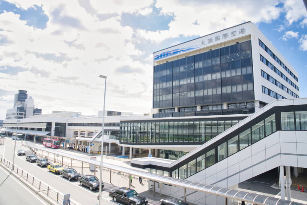 大阪国際空港