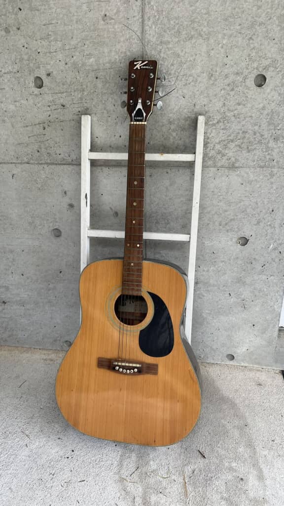 店の人に許可を得て回収したギター