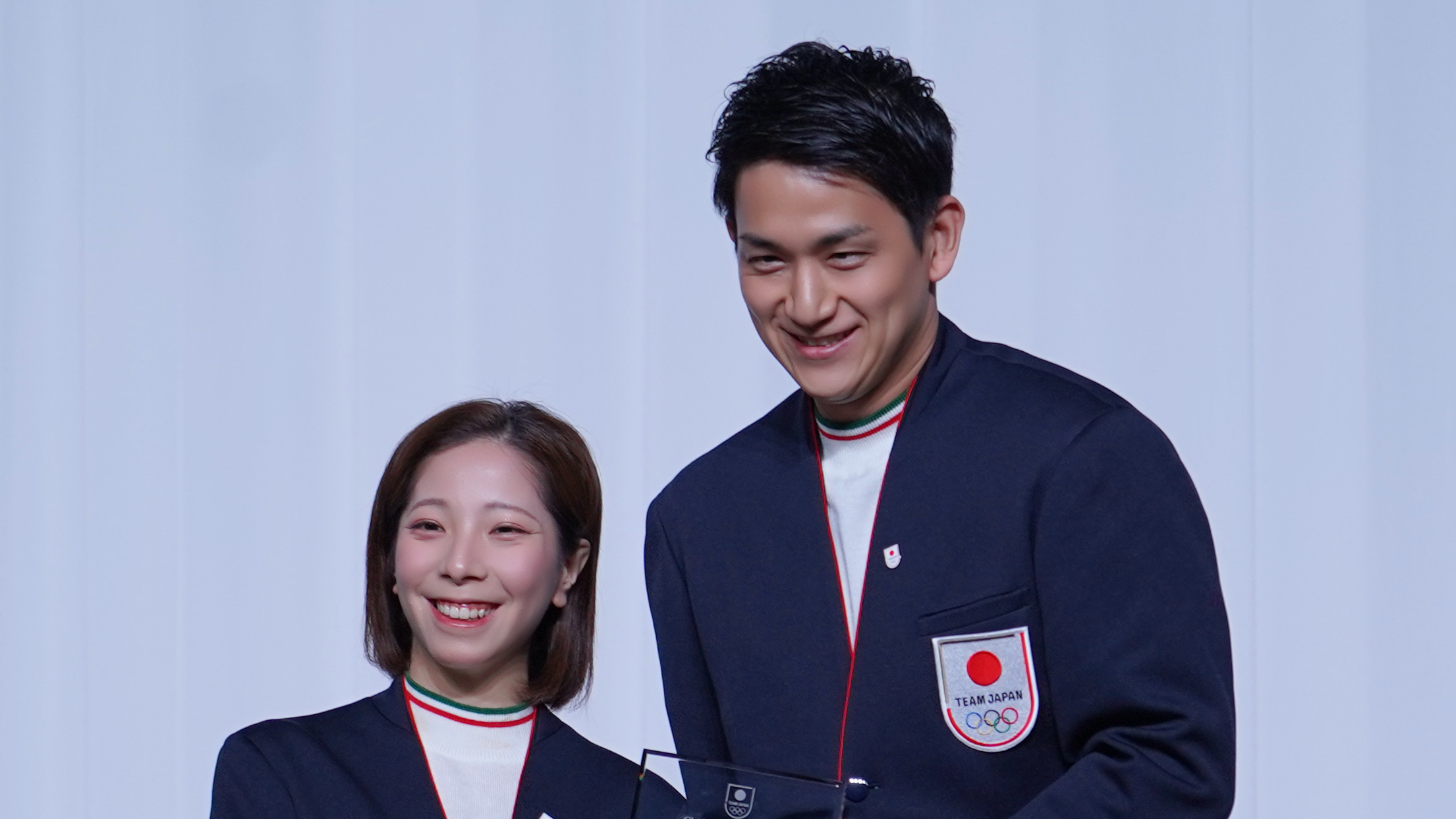 りくりゅう”ら、五輪日本選手団が解団式 特別賞授与に中井亜美も