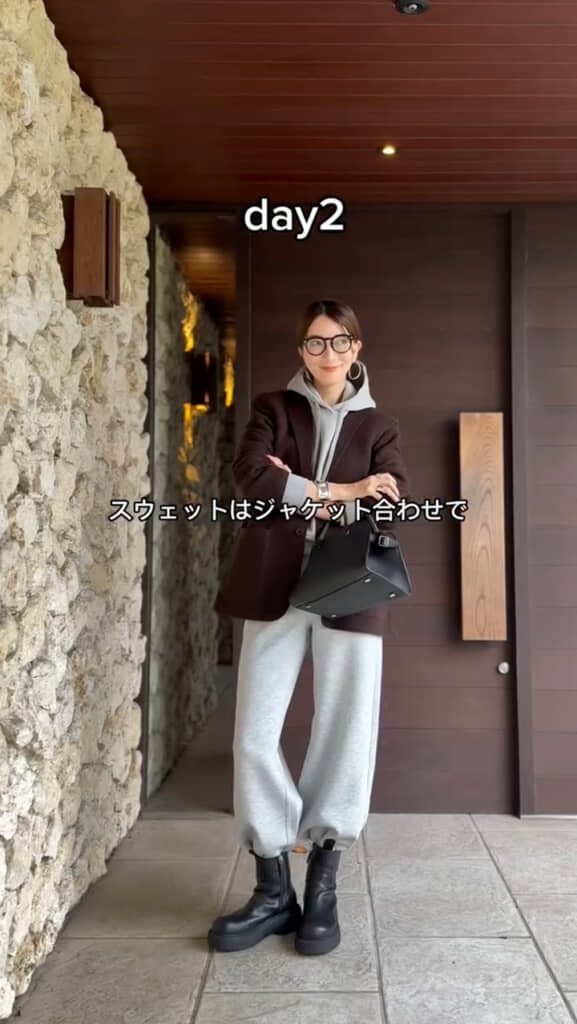 大人のレジャーコーデ