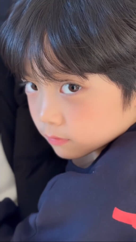 成長後もくりくりおめめ（※画像はInstagramアカウント／＠bobae.m_から）