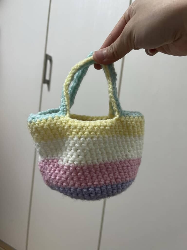 毛糸1玉でできたカバン