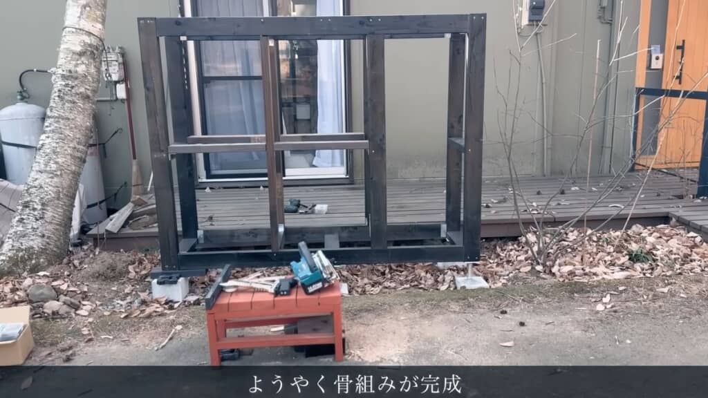 国産の杉材も組み込んで完成した骨組み