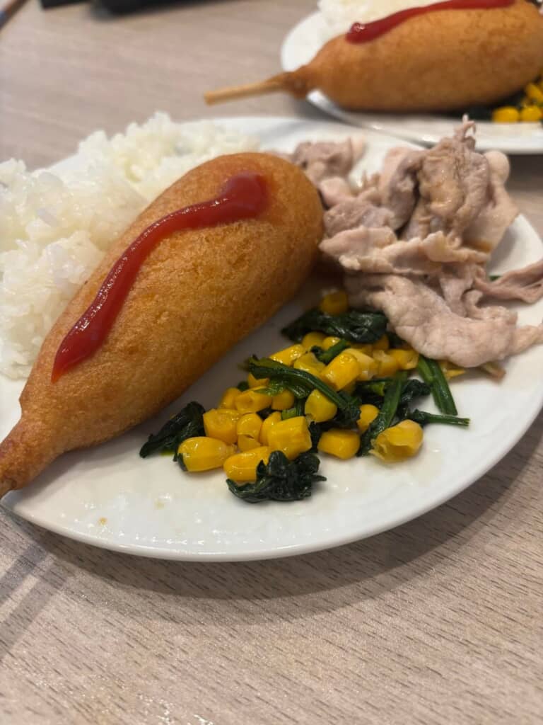 動けない母のために小3息子が作ったのは、バランスの取れた夕飯!