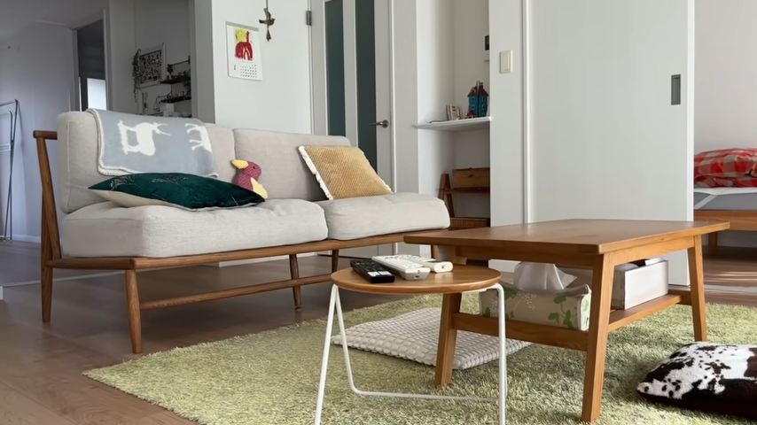 築48年リノベ団地で一人暮らしの50代 センスのある部屋がおしゃれで 