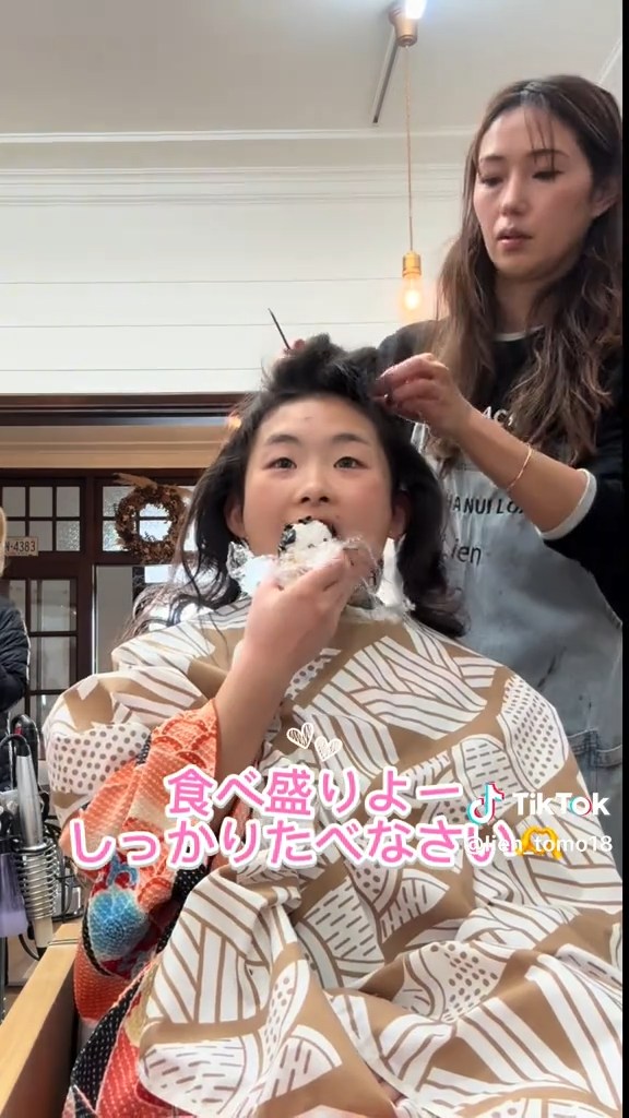 この日は朝早くから動いていたそうで、おなかもすいてたみたい