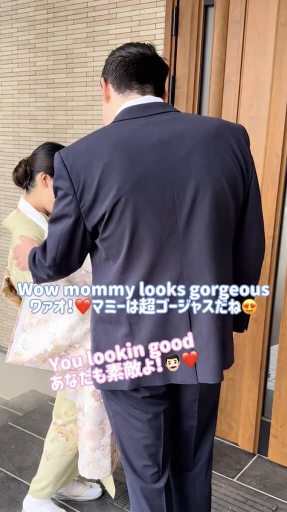 スーツをぴしっと着こなすパパもステキ!