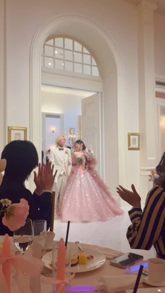 退場までキラキラしていますね……！