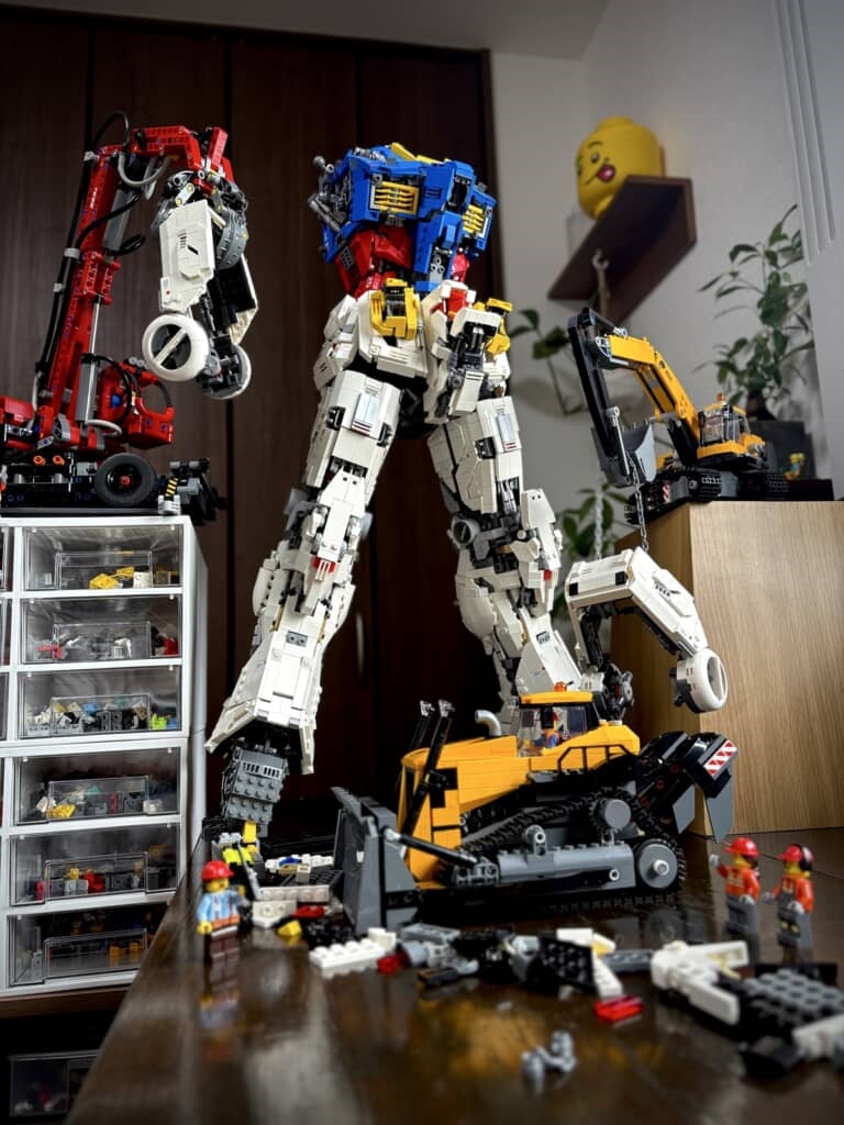 自宅はガンダムの“製造現場”