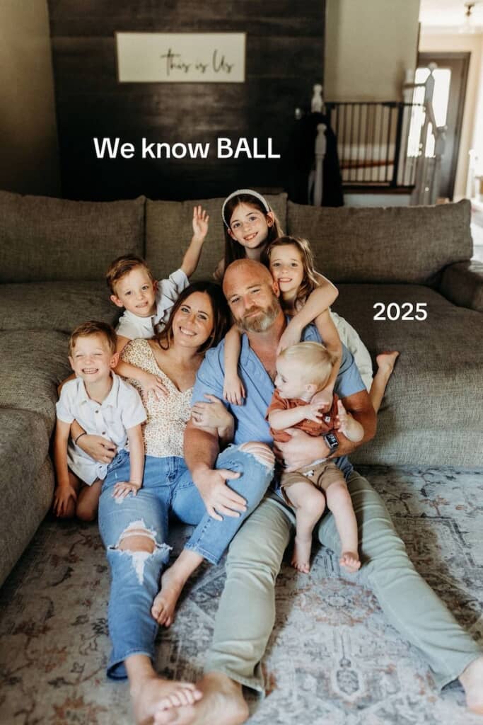 現在の2人は、5人の子どもに恵まれた大家族の両親に！