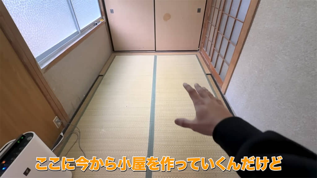 家の中に鶏小屋を作ります