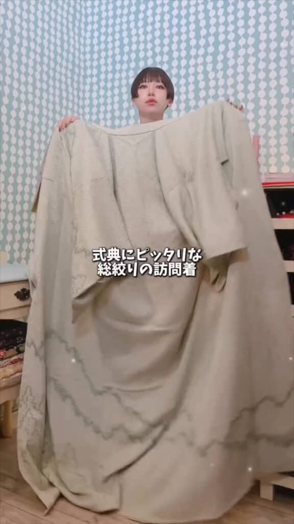 卒業式に着るのは、総絞りの訪問着