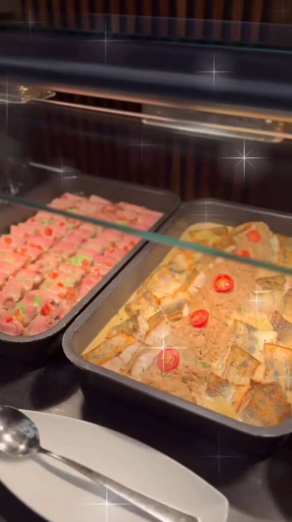 まだまだ料理がたくさん!