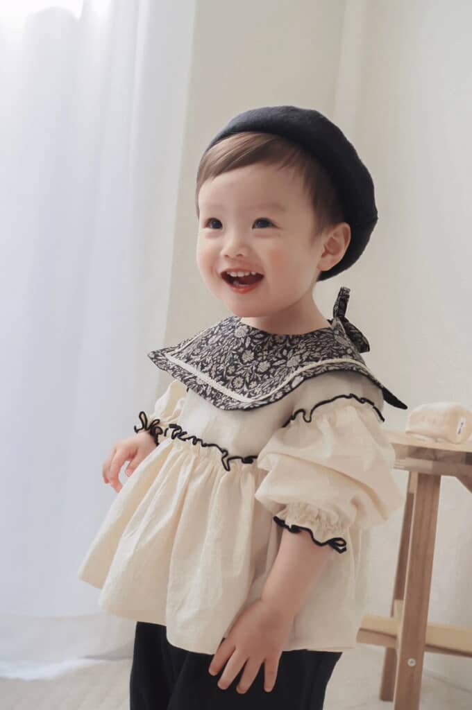 男女問わず着られるシックなデザイン