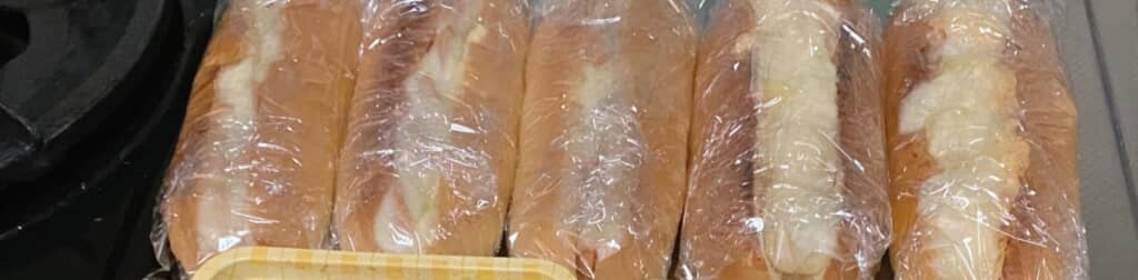 ホットドックと明太ポテトパン