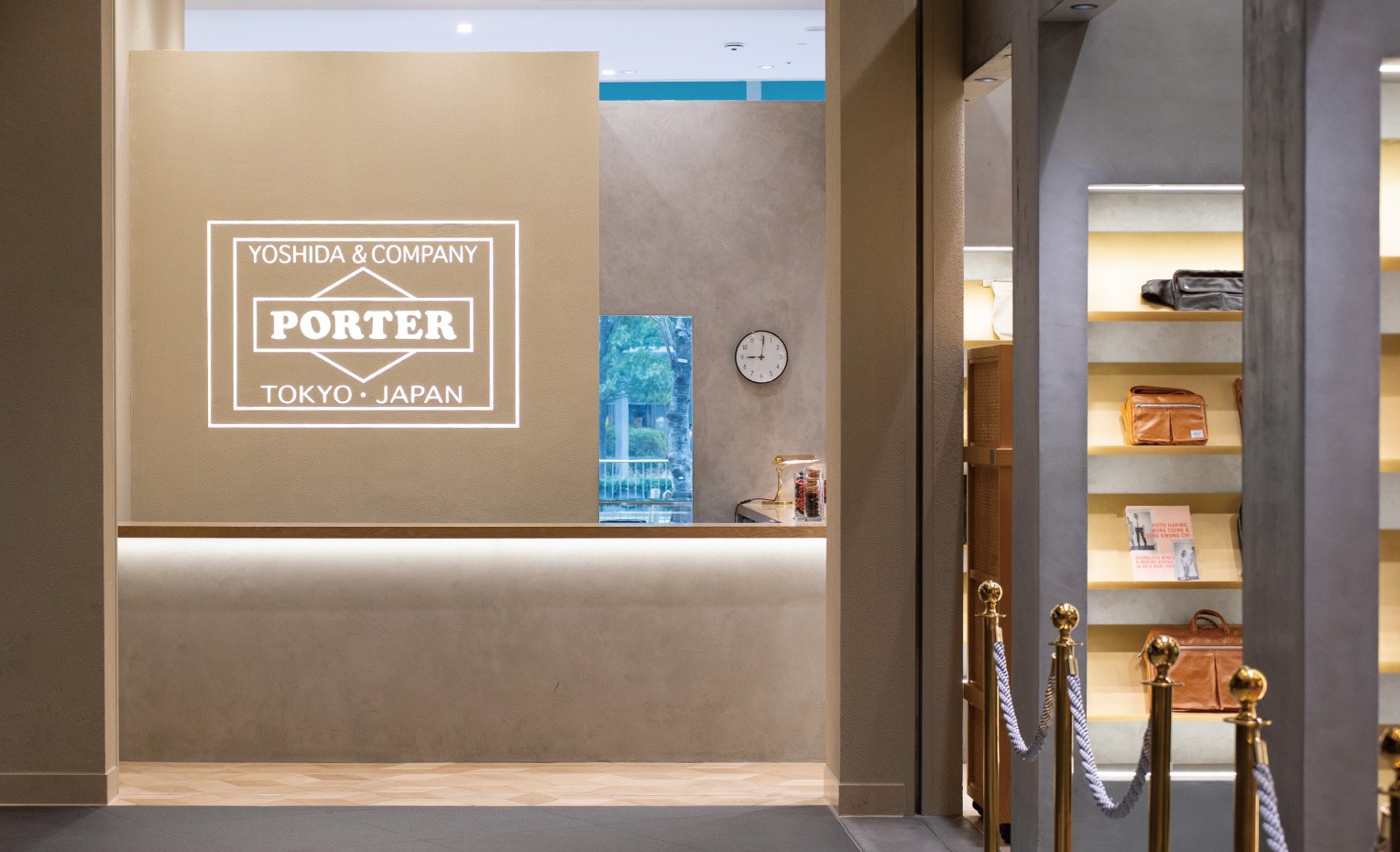 「3回目の購入」 PORTER(ポーター)の“軽量トートバッグ”が大人気 「コンパクトでかさばらない」「飽きの来ないデザイン」(1/2) | バッグ ねとらぼリサーチ
