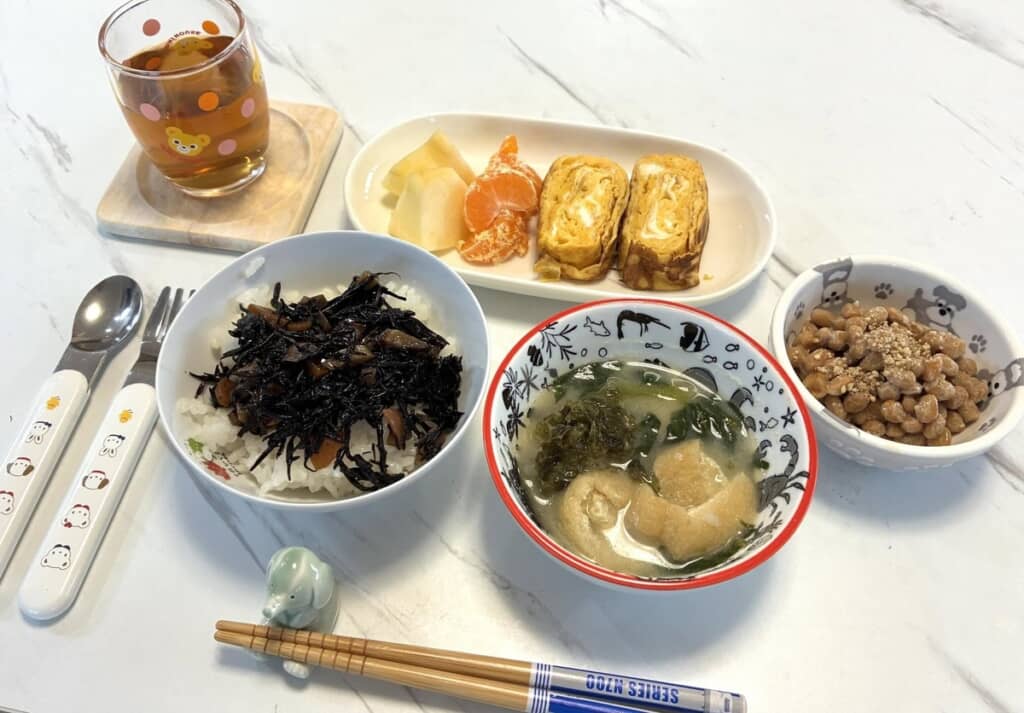 お米が大好きな息子くんの朝食