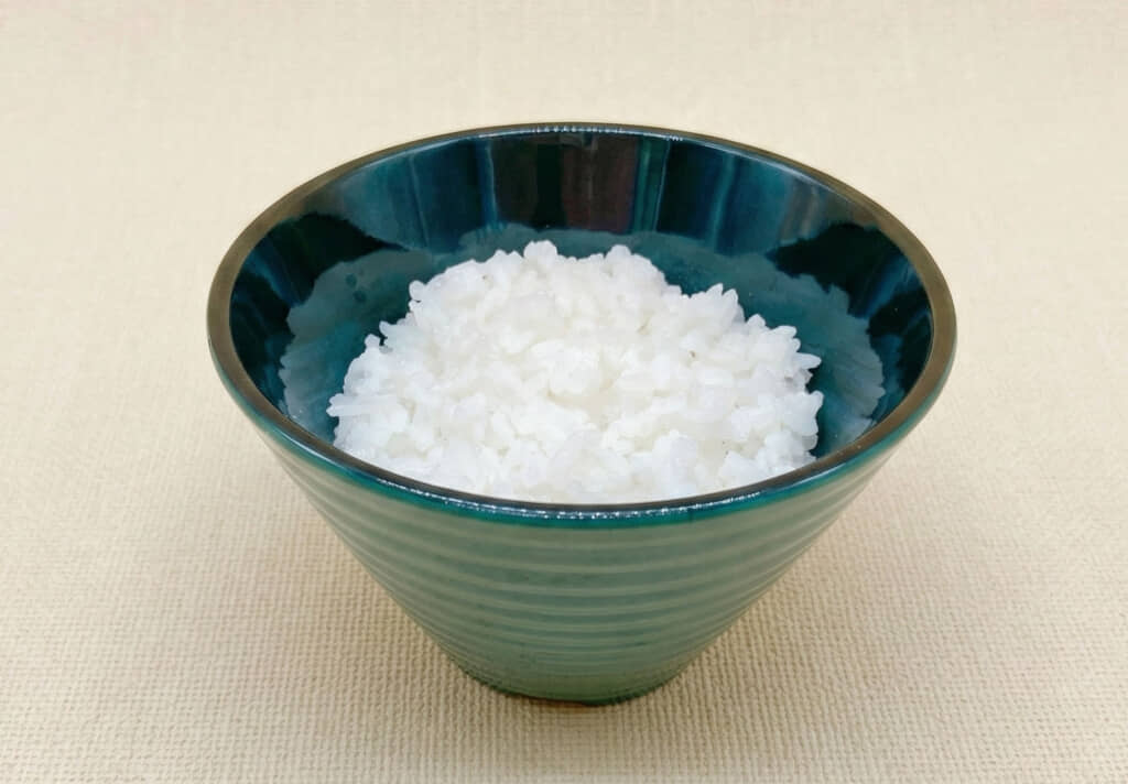 ご飯は和食に合う「茶碗」(画像提供:すかいらーくHD)