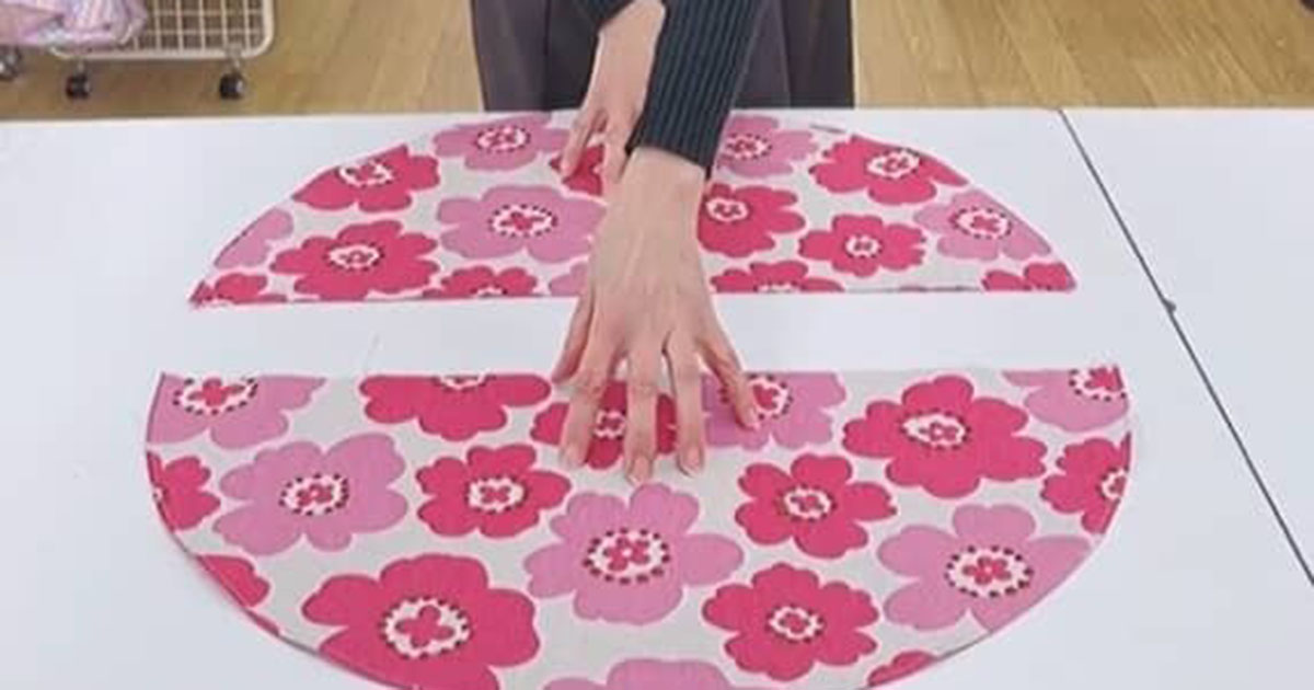 円形の布→半分に切って、重ねて縫うだけで…… 老舗手芸店が教える“簡単おしゃれアイテム”が目からウロコ(1/2) | ハンドメイド ねとらぼ