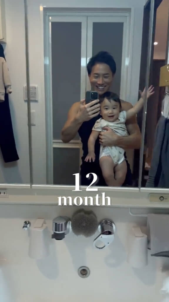 カメラに向かってポーズ！