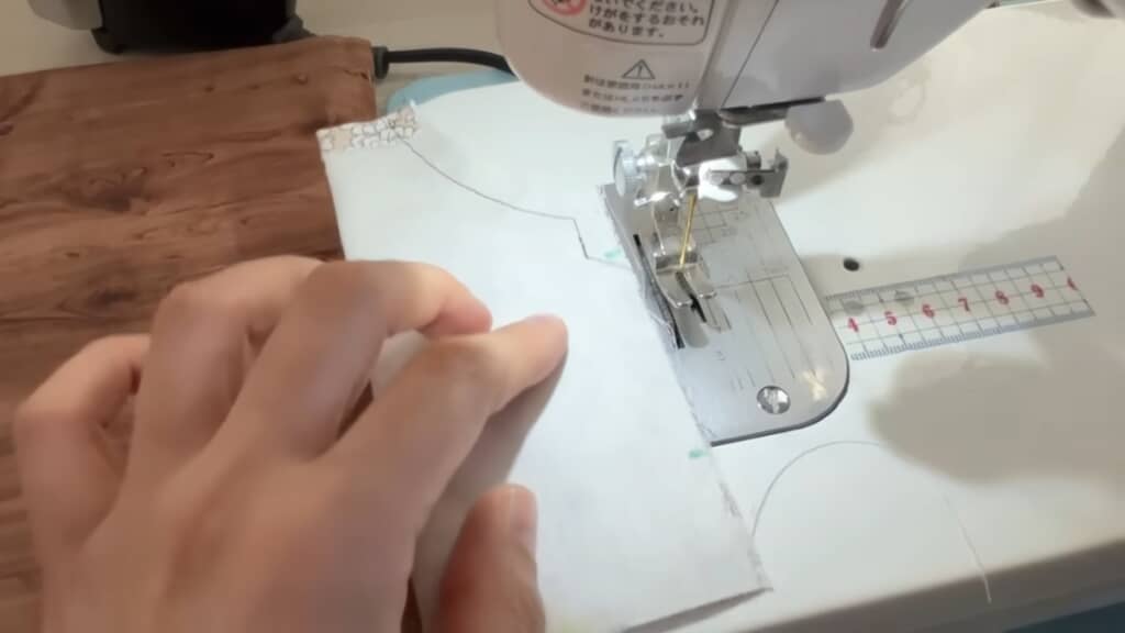 縫い代1センチで縫います