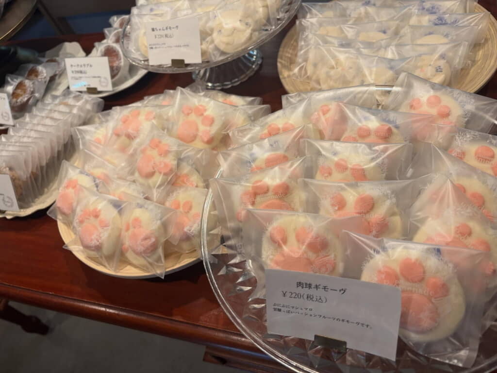 肉球ギモーヴもおいしそう