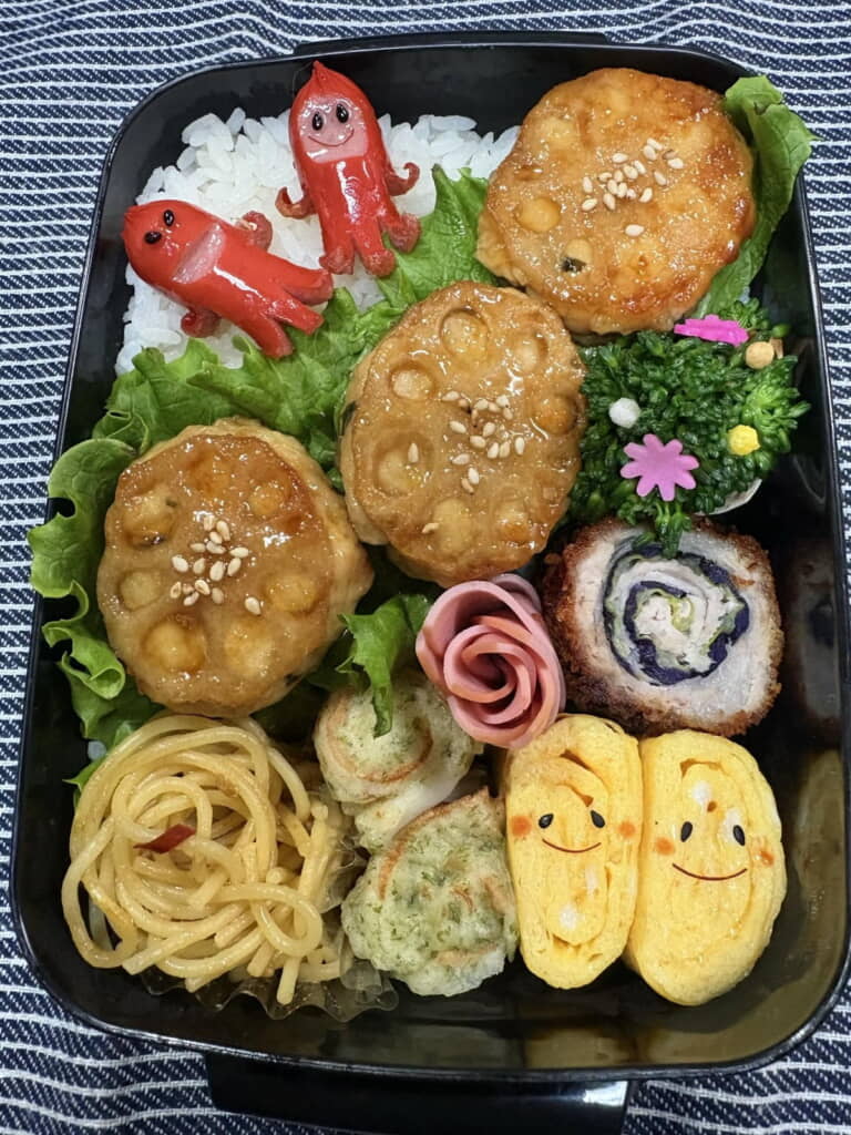 ウインナーたちに腕が!