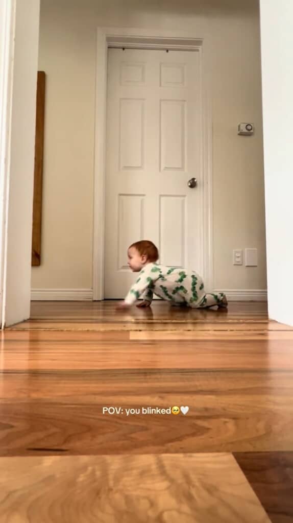 ハイハイができるように