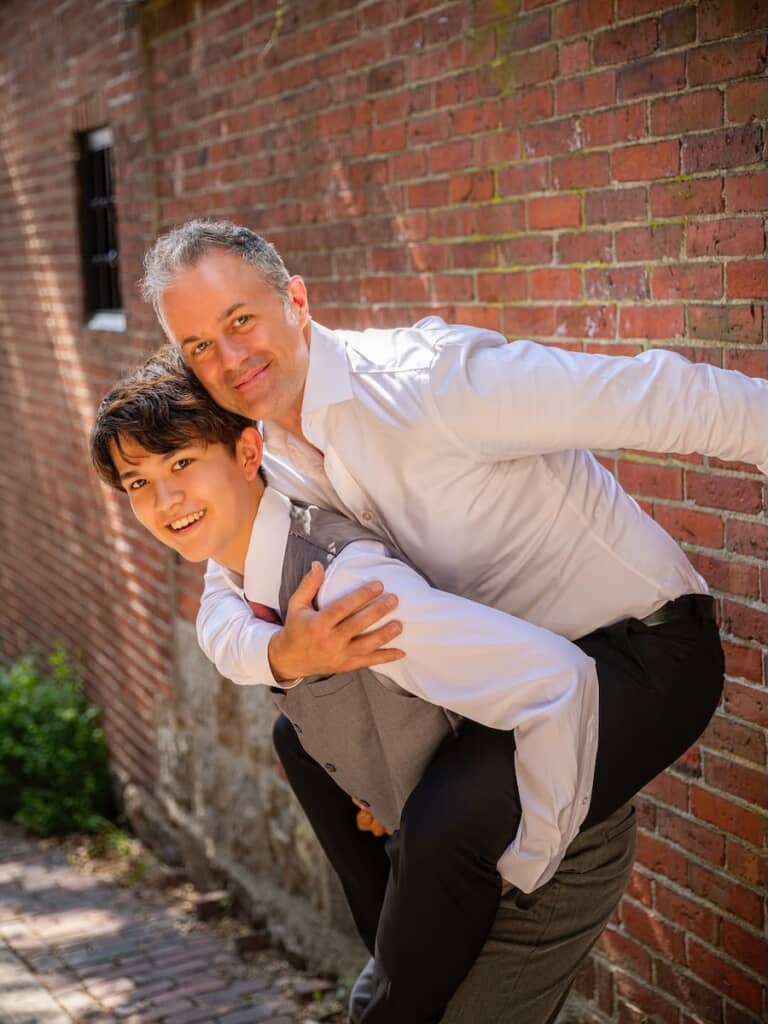 逆にパパを肩車できるほど大きくなった息子さん