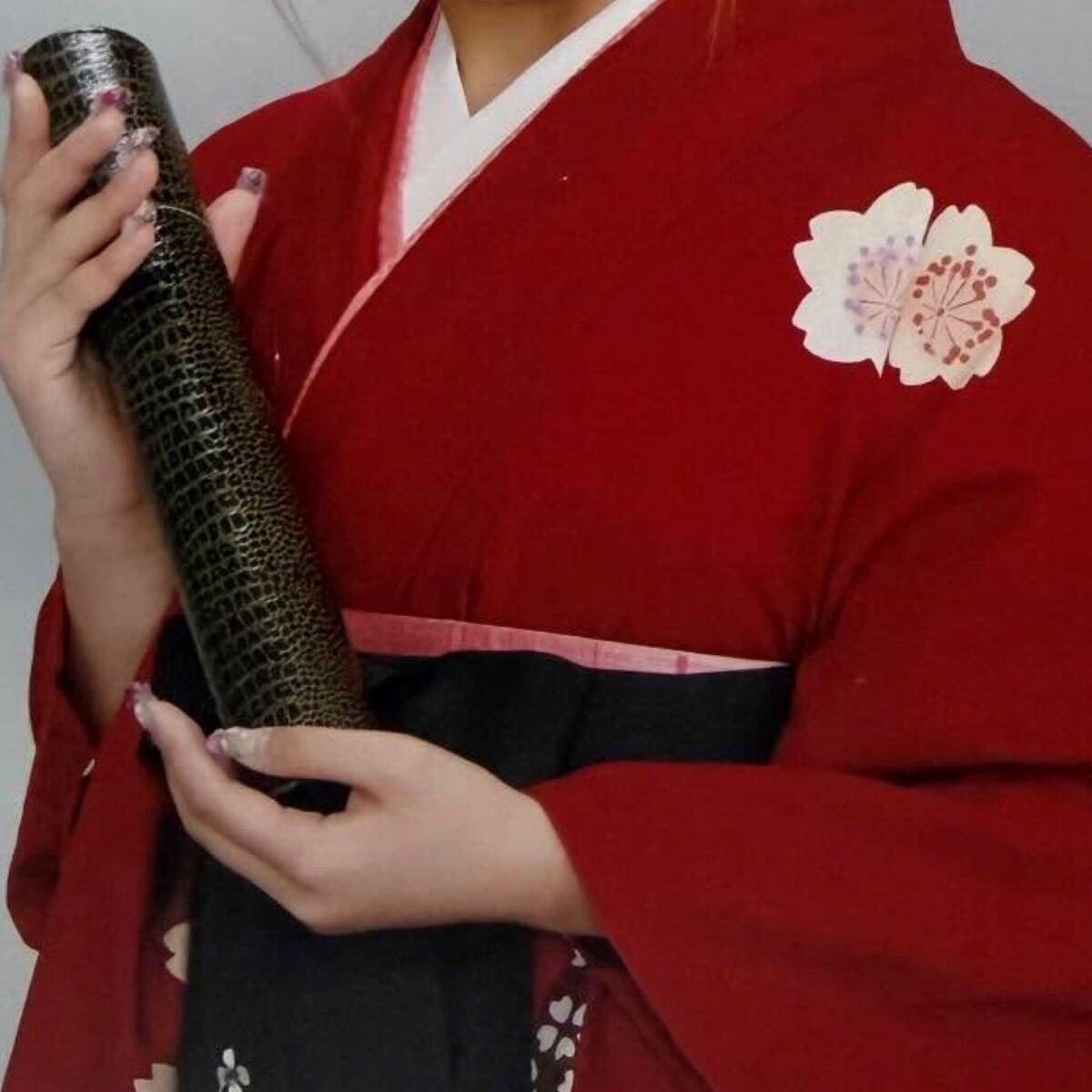 卒業写真を撮ったら「元モー娘。田中れいなちゃんに似てるって言われた」→まさかの姿に「え、、、？」「逆にビックリ」 | ライフスタイル ねとらぼ