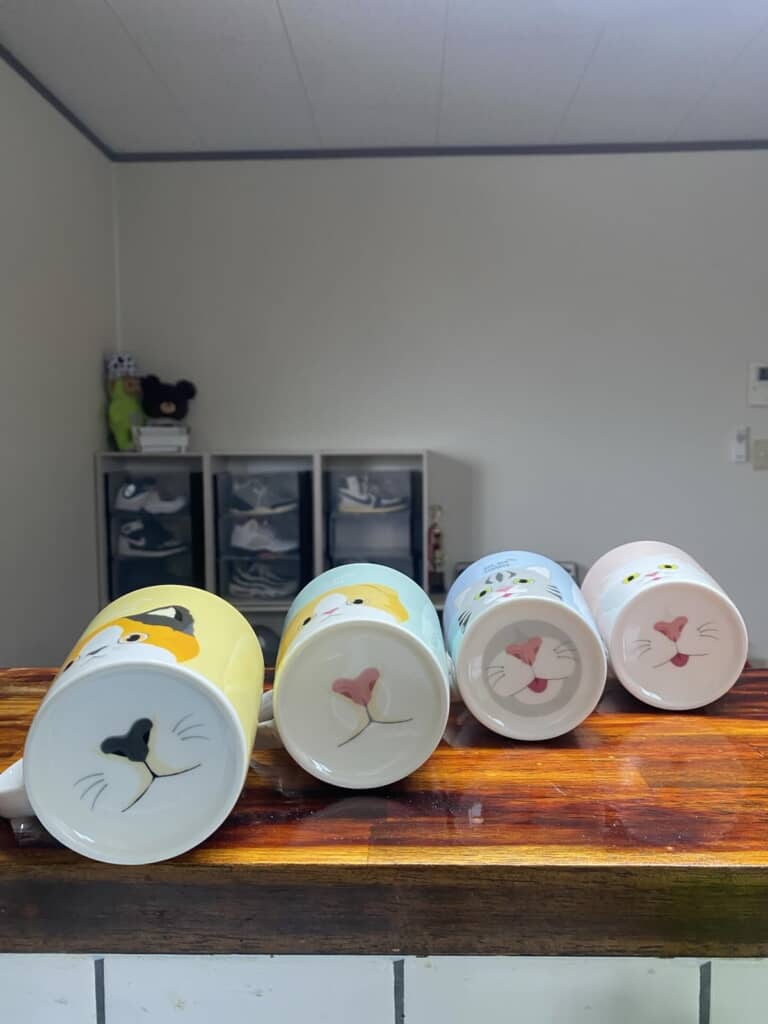 底には猫のお口！