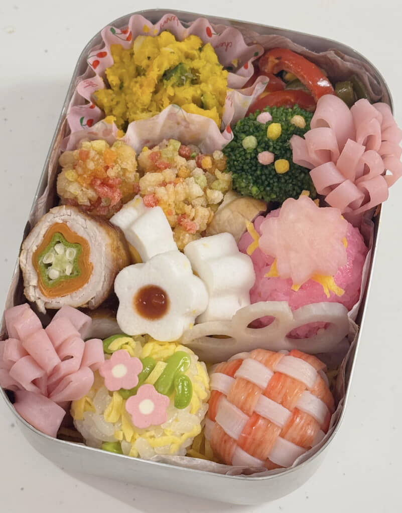 めっちゃかわいいひな祭り弁当
