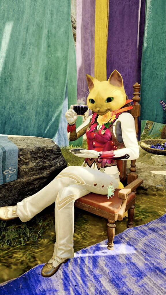 優雅に飲み物を楽しむバロン