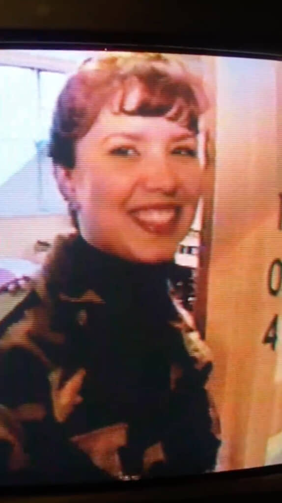 レトロな前髪がキュートな1990年代の写真