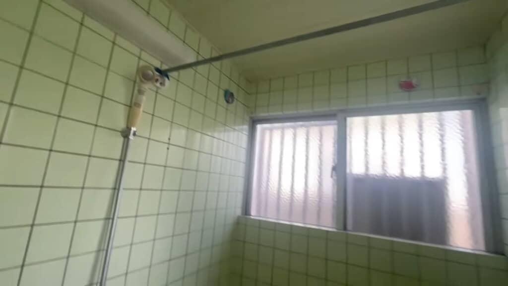 タイル仕上げのリフォーム前の浴室