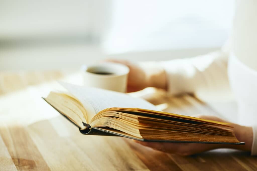 栞にこだわりがあるママさんが選んだのは？（イメージ画像／出典：PIXTA）