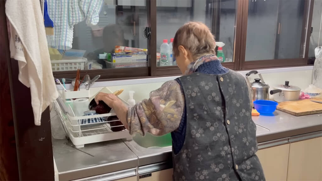 調理も片付けも丁寧、見習いたいですね