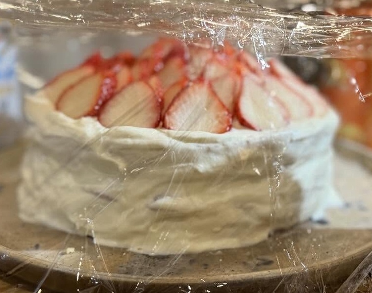 ケーキ冷蔵庫で保管するときは……？