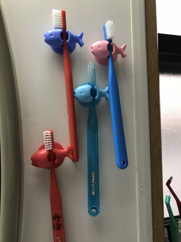 普通はこう設置します