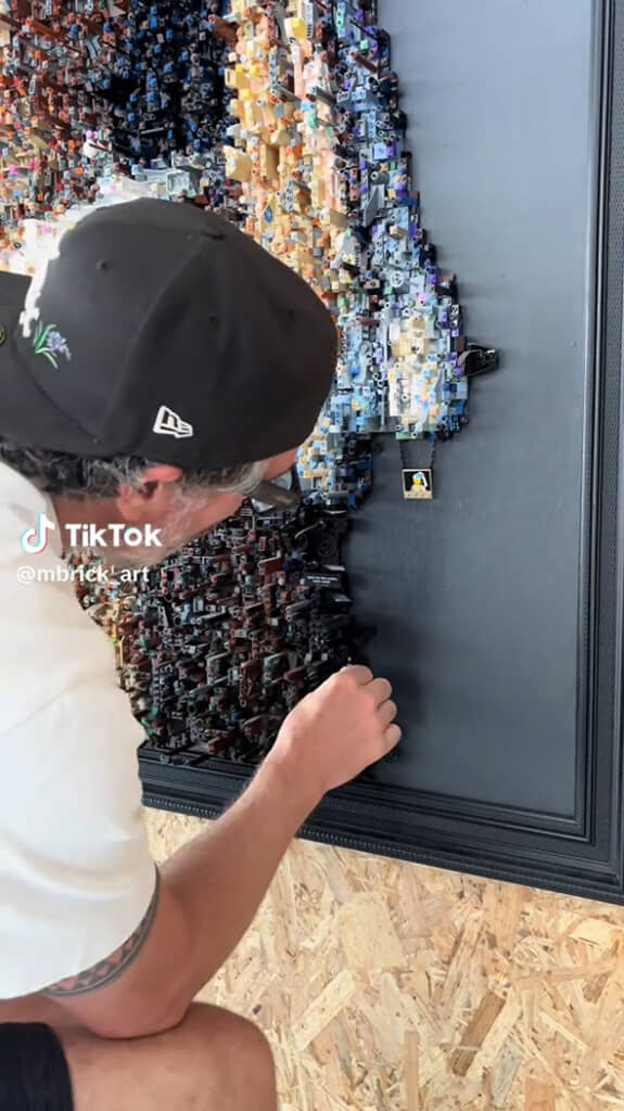 近くで見るとレゴのブロック