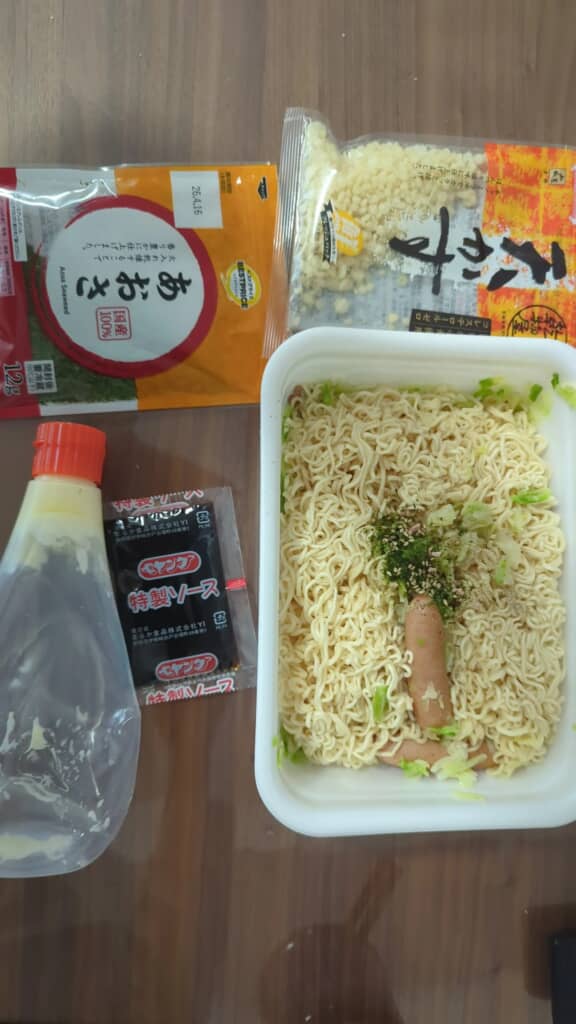 カップ焼きそば