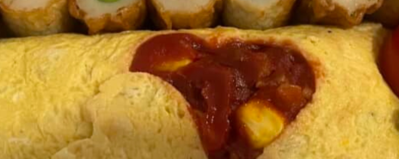 母が作ったお弁当をよく見ると……　娘「親戚いた笑」→まさかの“光景”に「愛とセンスと労力」「枝豆とコーン買ってきます」（1/3） | ライフスタイル ねとらぼ