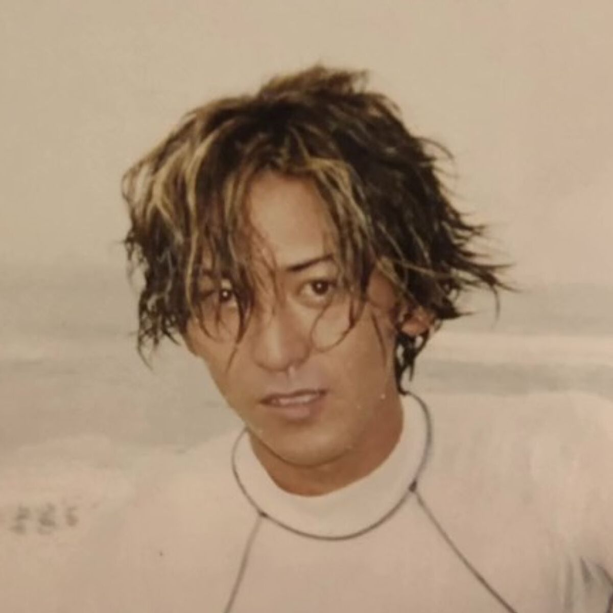 「私、亀梨だと本気で思った」若き日の夫→47歳になった現在は……　まさかの姿に「開いた口が塞がらない」「想像超えてくるのやめてw」 | ライフスタイル ねとらぼ