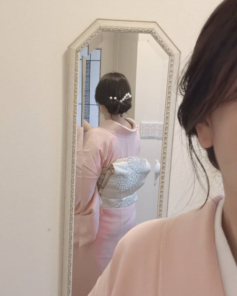 エレガントなまとめ髪スタイル